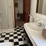 Bertoro ايسكيا